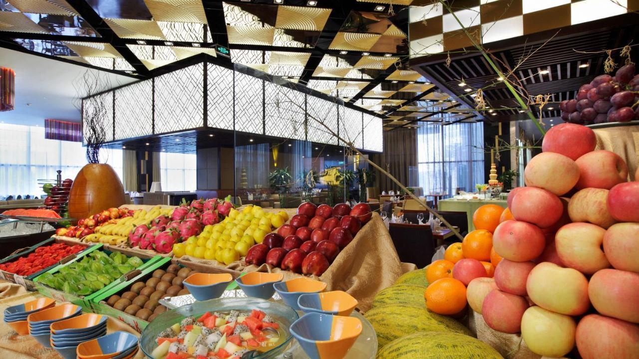 Crowne Plaza Yantai Sea View By Ihg Hotel ภายนอก รูปภาพ